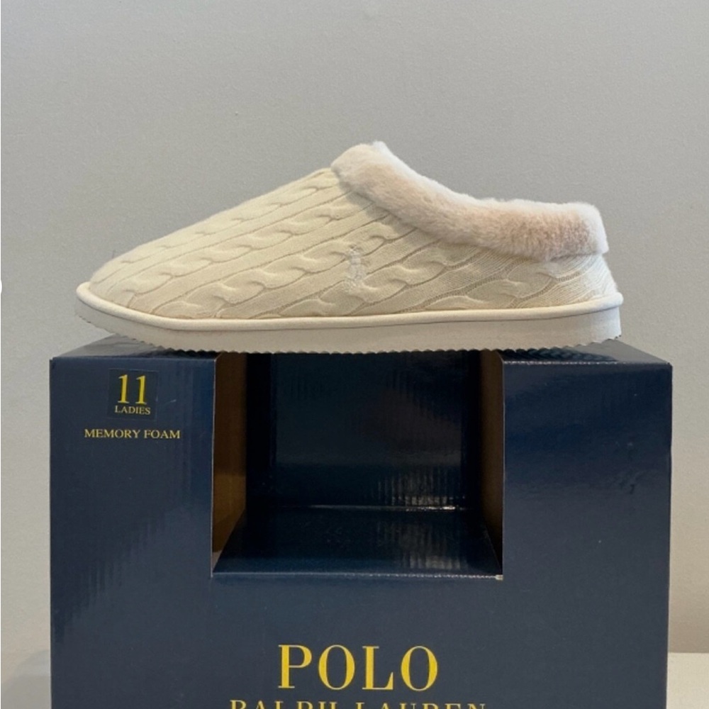 Polo Ralph Lauren Women’s White Fur Lined Slippers - Picture 2 of 3